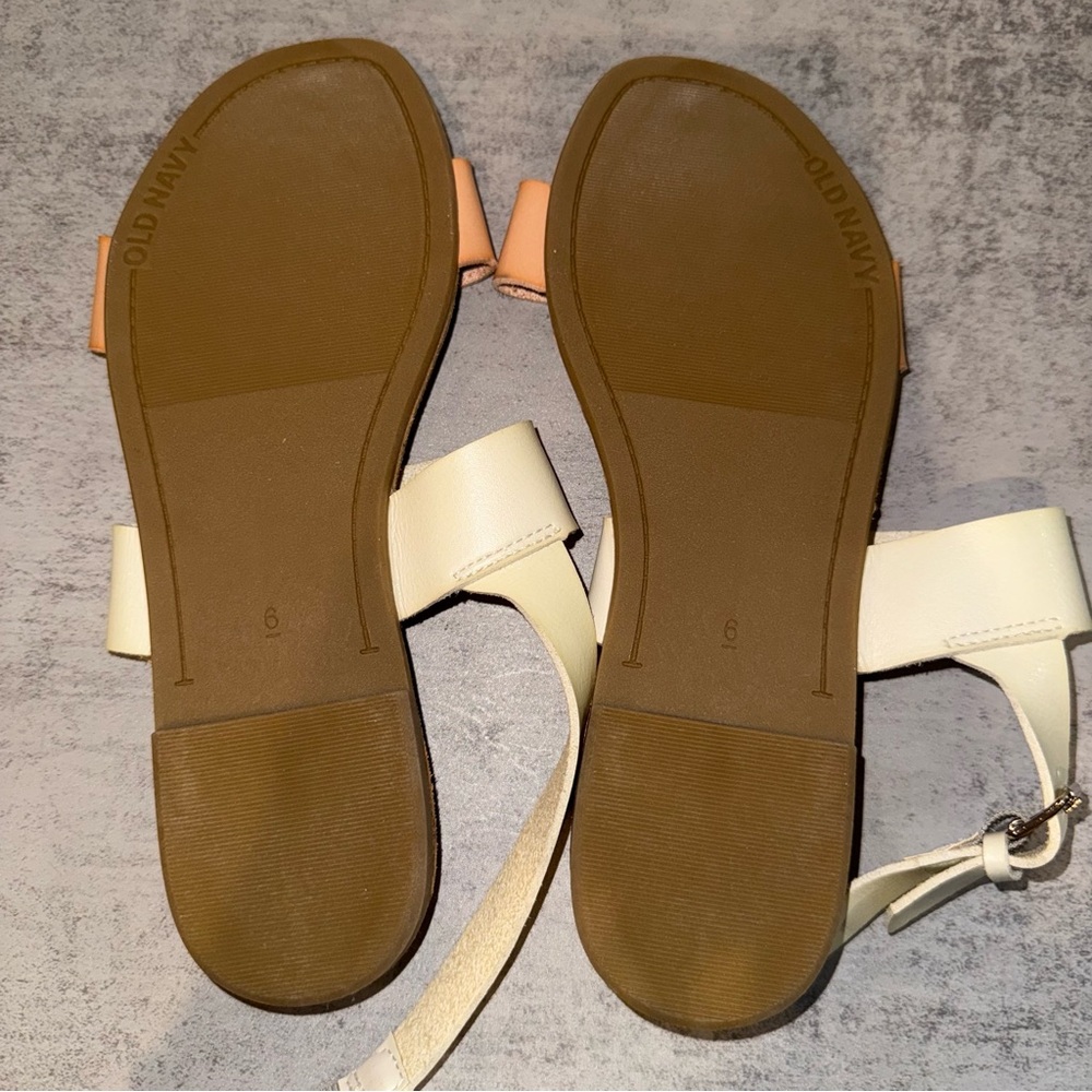 Woman Sandals Size 6 - Old Navy - Picture 6 of 7